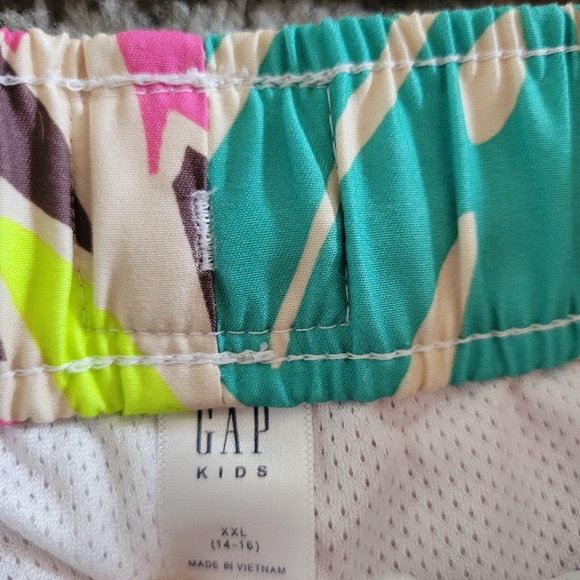 GAP Boy's XL swim shorts size XXL - Picture 5 of 12